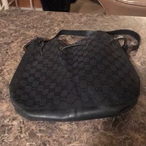 VINTAGE GUCCI GG MONOGRAM SHOULDER DRAWSTRING BAG